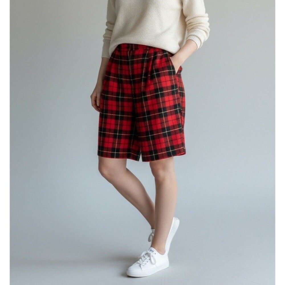 PENDLETON 6 Small Authentic Wallace Tartan Pleated Shorts Red Black Plaid USA